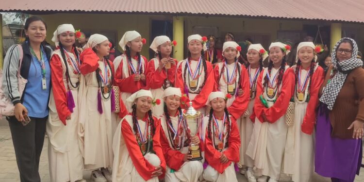 बराहक्षेत्र प्याब्सन द्वारा नगर स्तरीय लोकनृत्य प्रतियोगितामा बराह राईजिङ्ग प्रथम