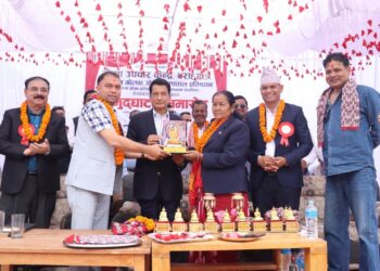 वराहक्षेत्र नगर अस्पतालमा, दैनिक आँखा उपचार सेवाको पूर्वमन्त्री कार्कीद्वारा उद्घाटन