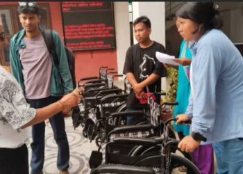 बेलका नगरपालिकामा अपाङ्गता भएका व्यक्तिहरुलाई सहायक सामग्री वितरण