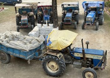 बराहक्षेत्रबाट अवैध बालुवा उत्खनन गर्दै गरेका ५ ट्याक्टरसहित चालक नियन्त्रणमा बराहक्षेत्र, सुनसरी।